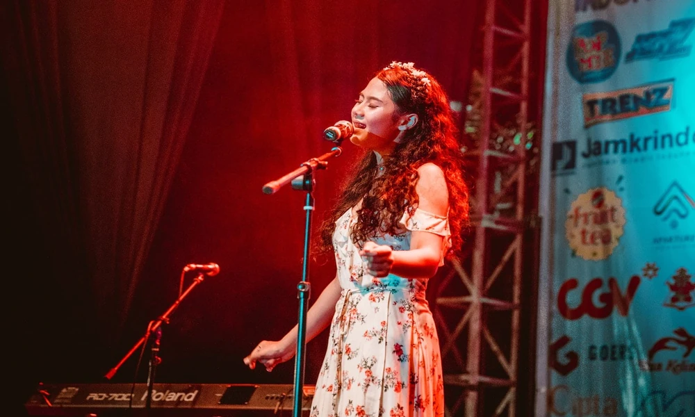 Vocal Lessons in Singapore for Beginners and Growing Singers